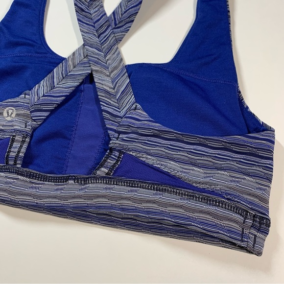 Size 8 Lululemon blue pattern thick straps X back all sport sports bra - Picture 13 of 15